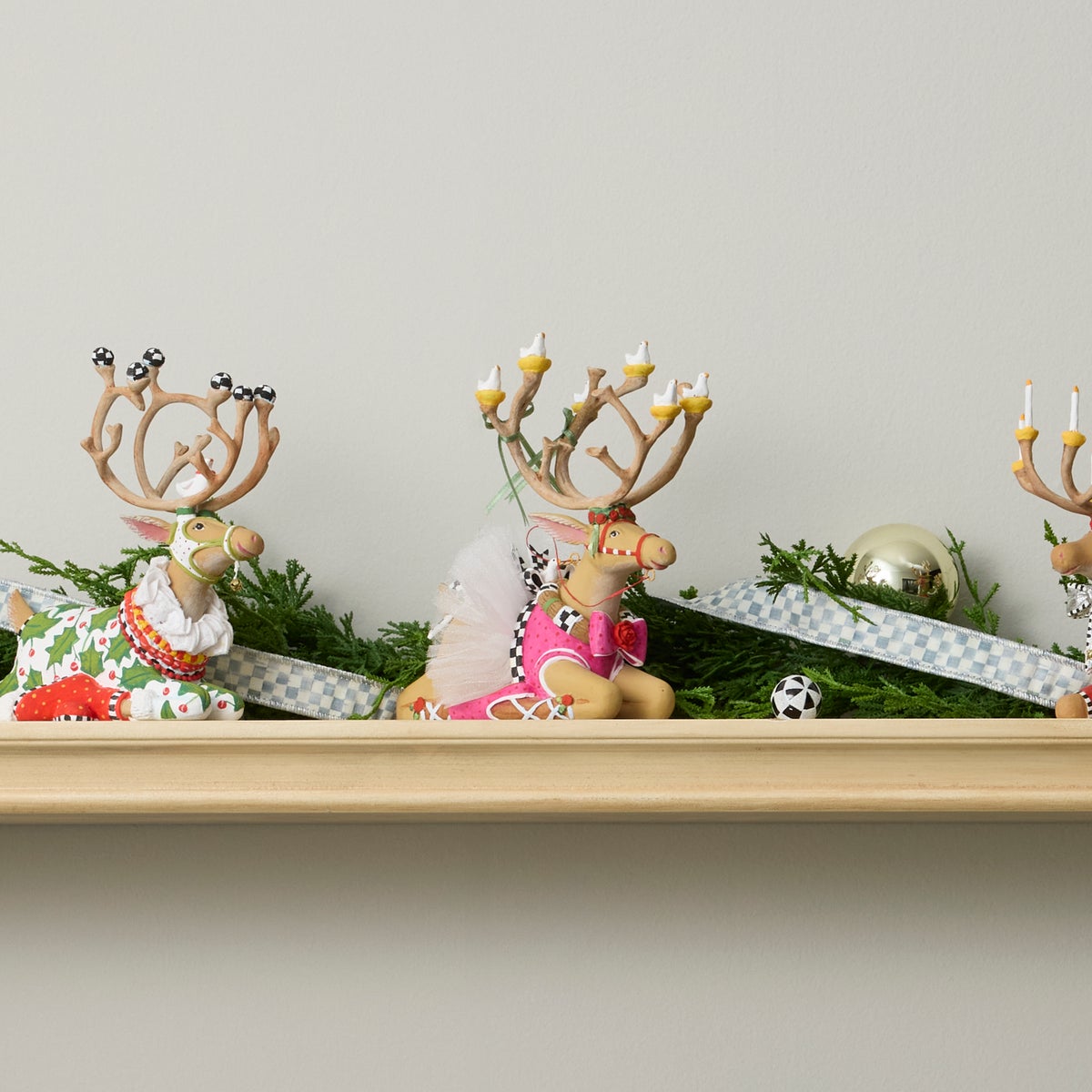 Patience Brewster Dash Away Sitting Dancer Reindeer Figure - Image 2