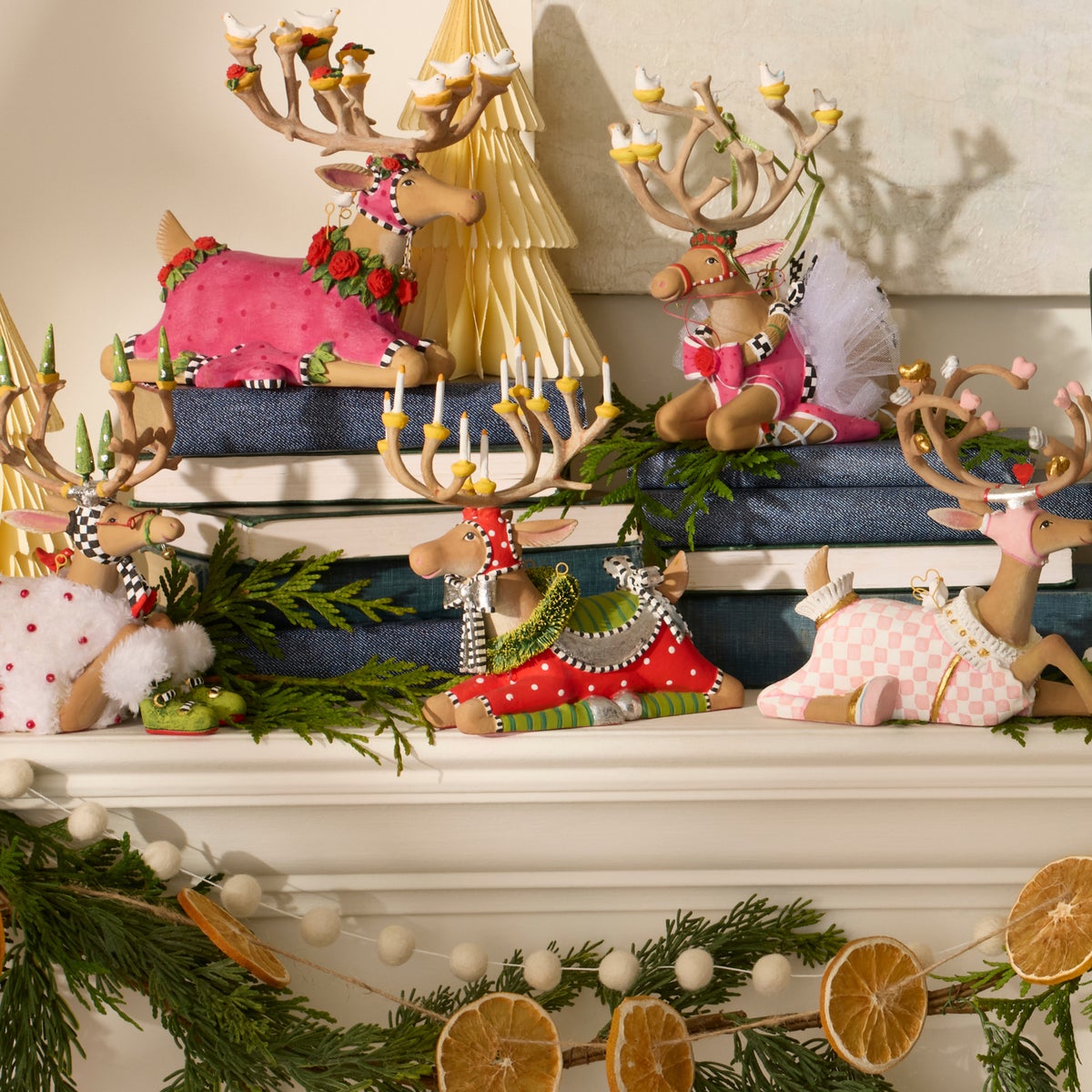 Patience Brewster Dash Away Sitting Dasher Reindeer Figure - Image 2
