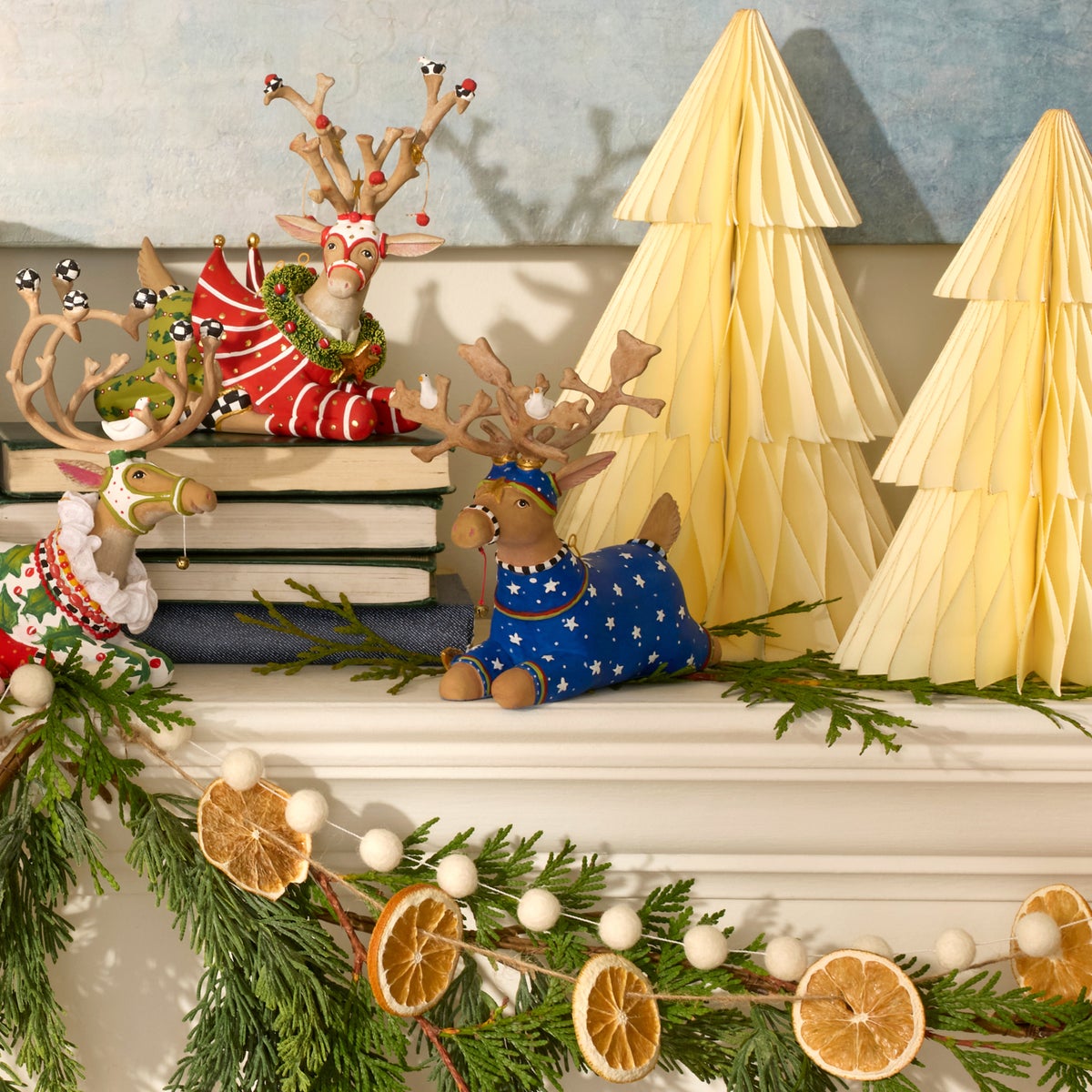 Patience Brewster Dash Away Sitting Comet Reindeer Figure - Image 2