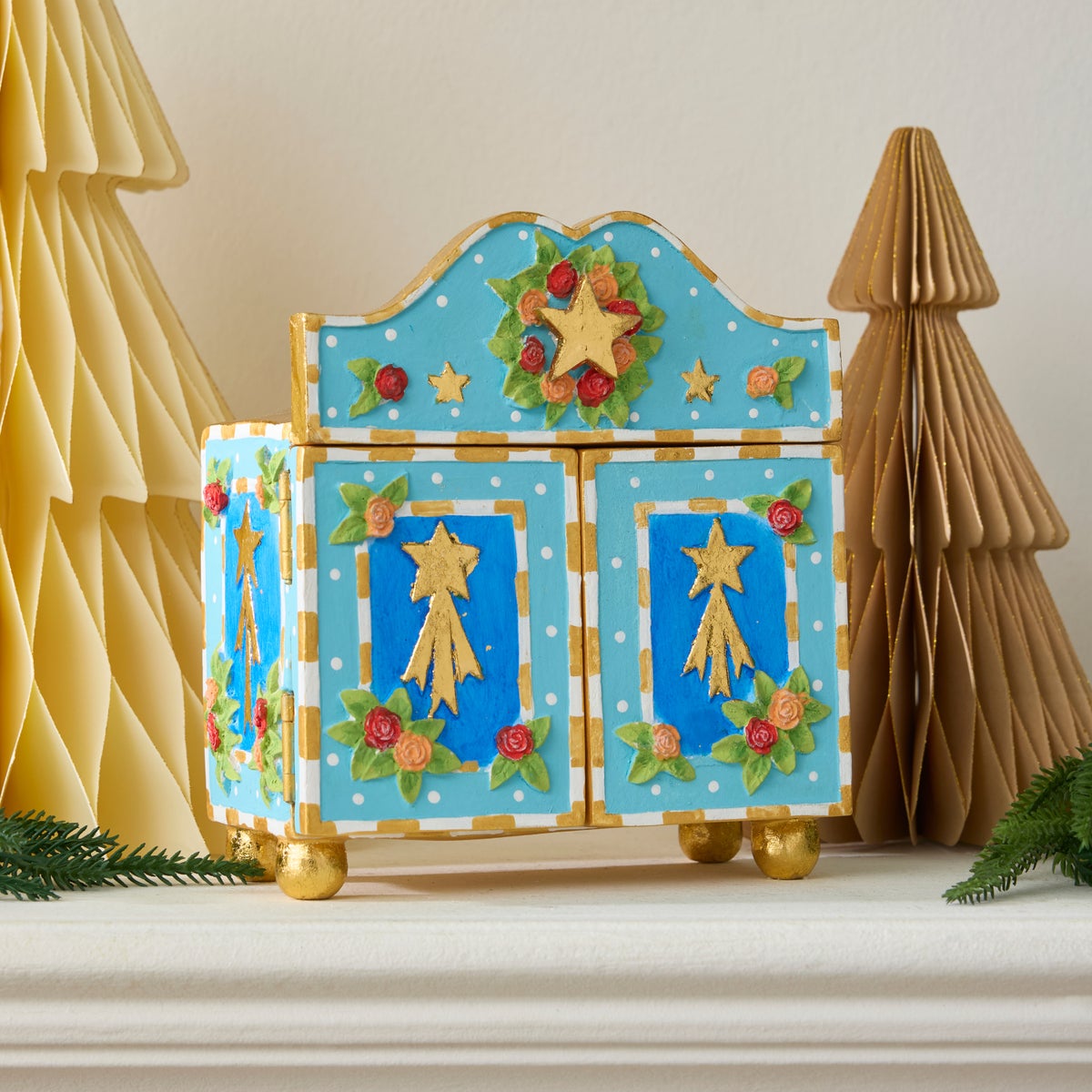 Patience Brewster Mini Nativity Retablo - Image 4