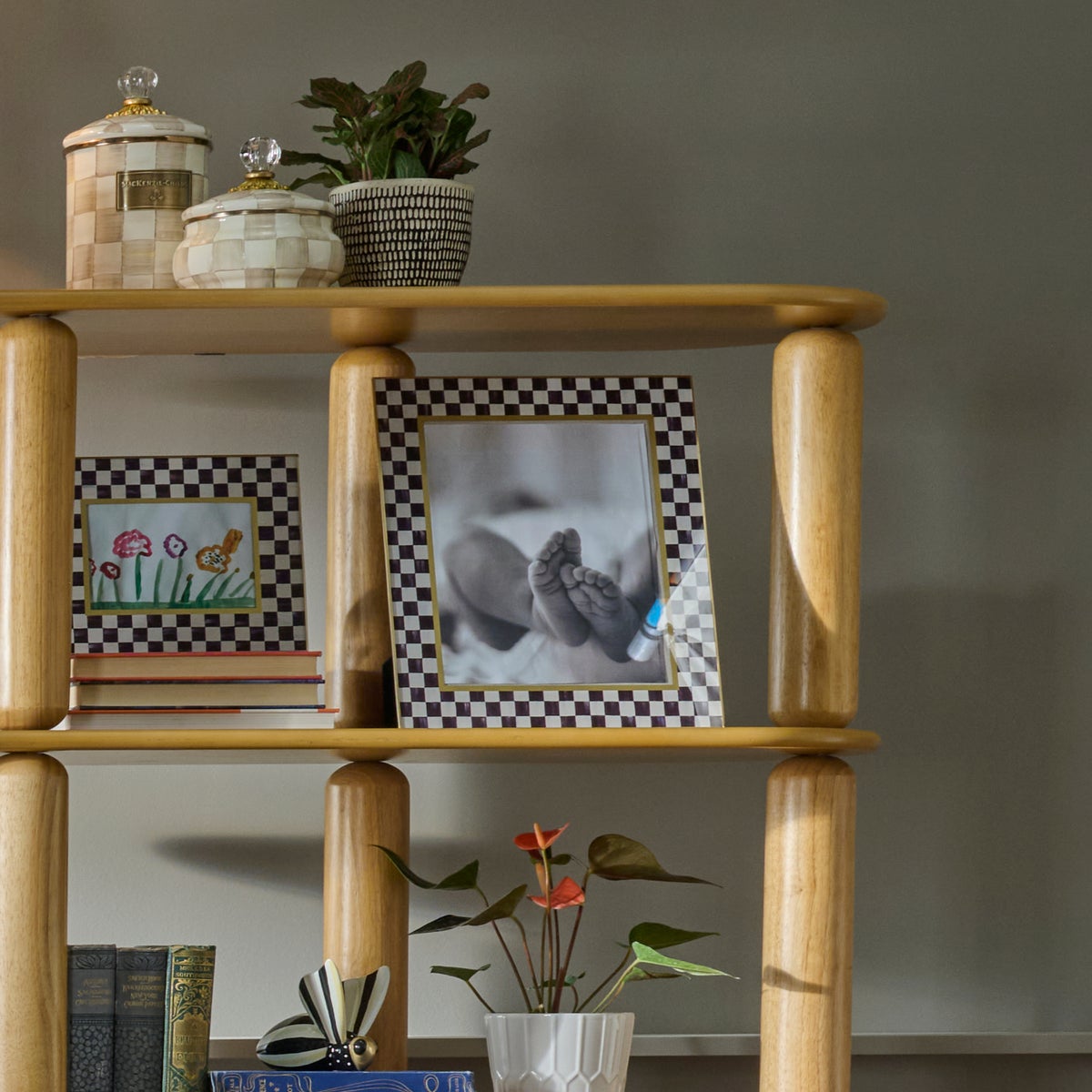 Courtly Check 8" x 10" Glass Frame - Image 7