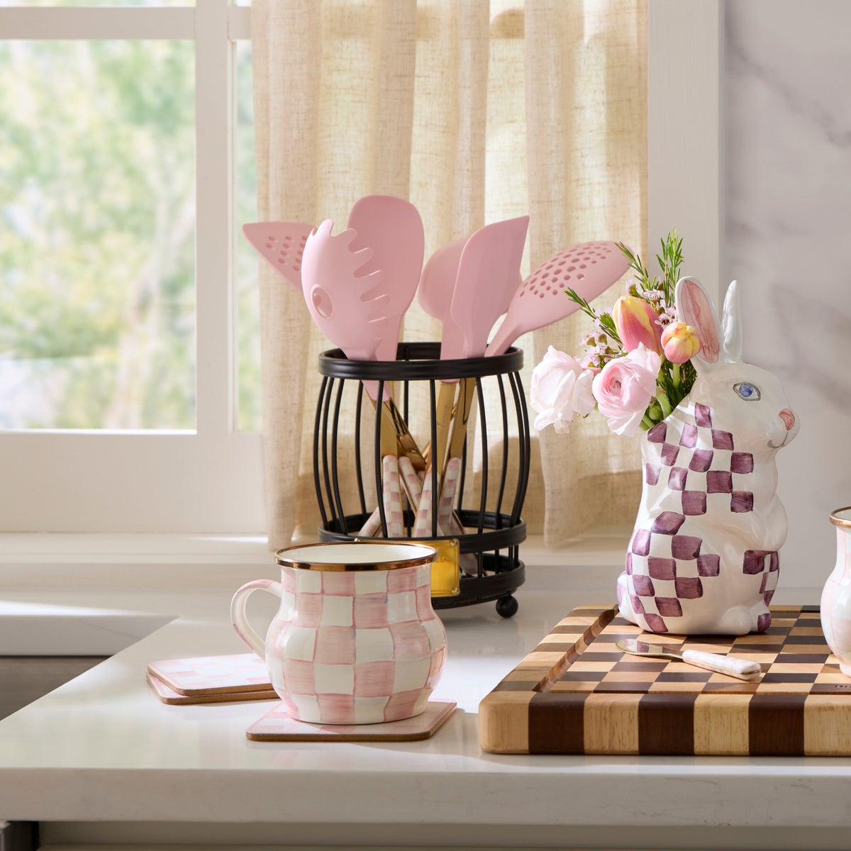 Rosy Check Utensil Caddy Set - Image 2
