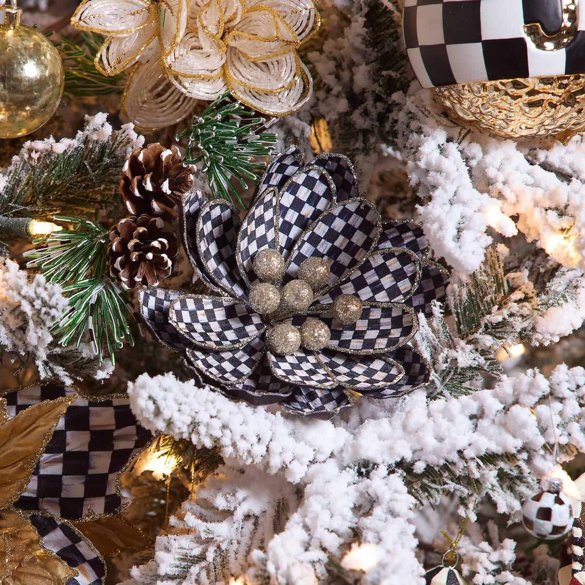 Courtly Check Flower Clip - Image 2