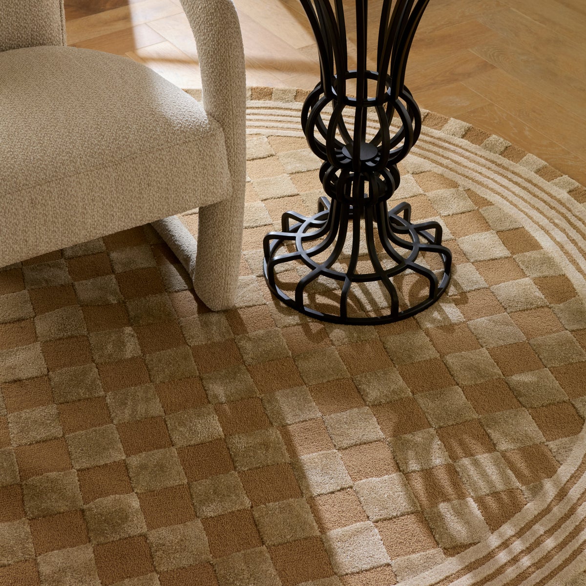 Mocha Tonal Check 6' Round Rug - Image 4