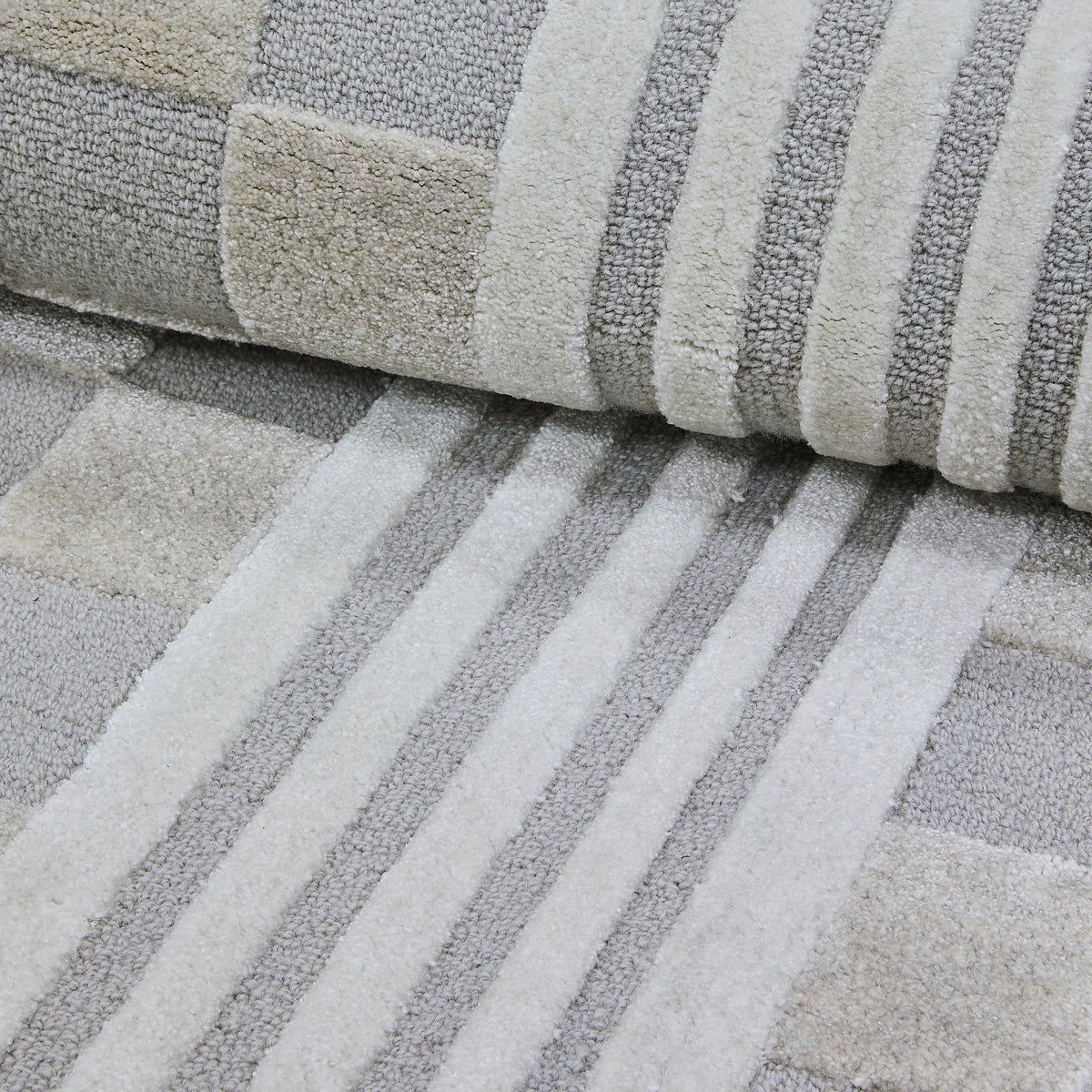 Light Grey Tonal Check 8' x 10' Rug - Image 2