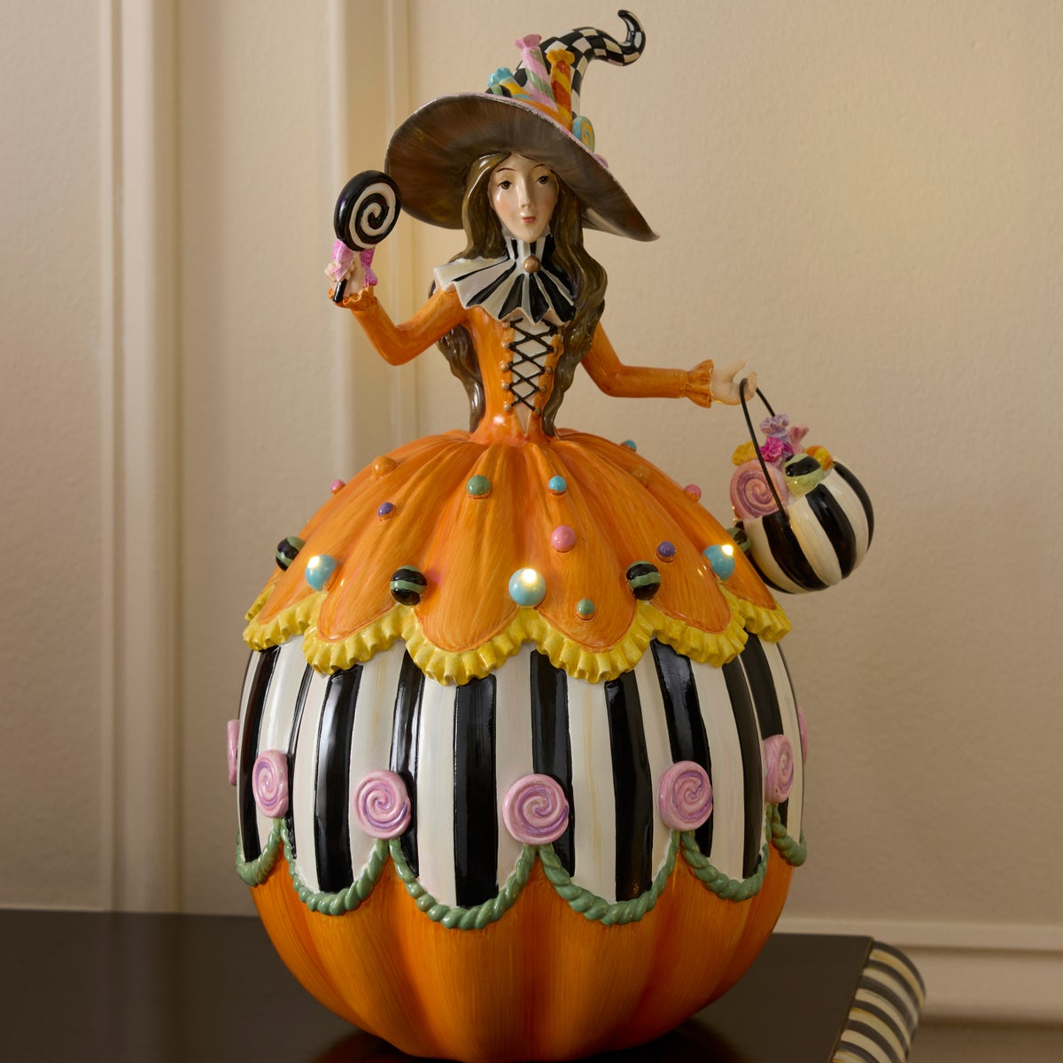 Trick or Treat Illuminated Witch Figurine - Image 3