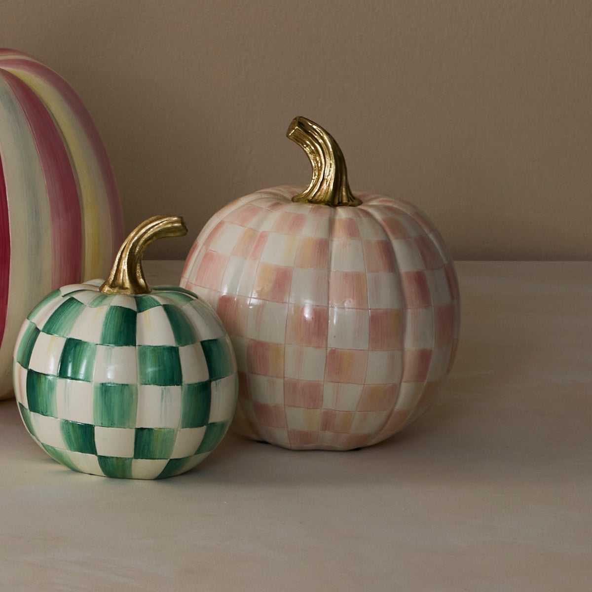 Rosy Check Small Pumpkin - Image 2