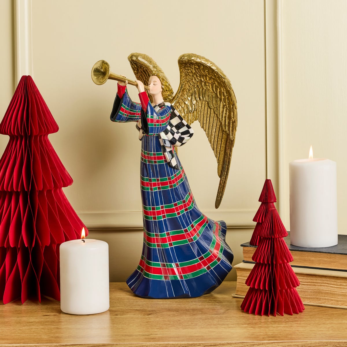 Timeless Tartan Angel Figurine - Image 2