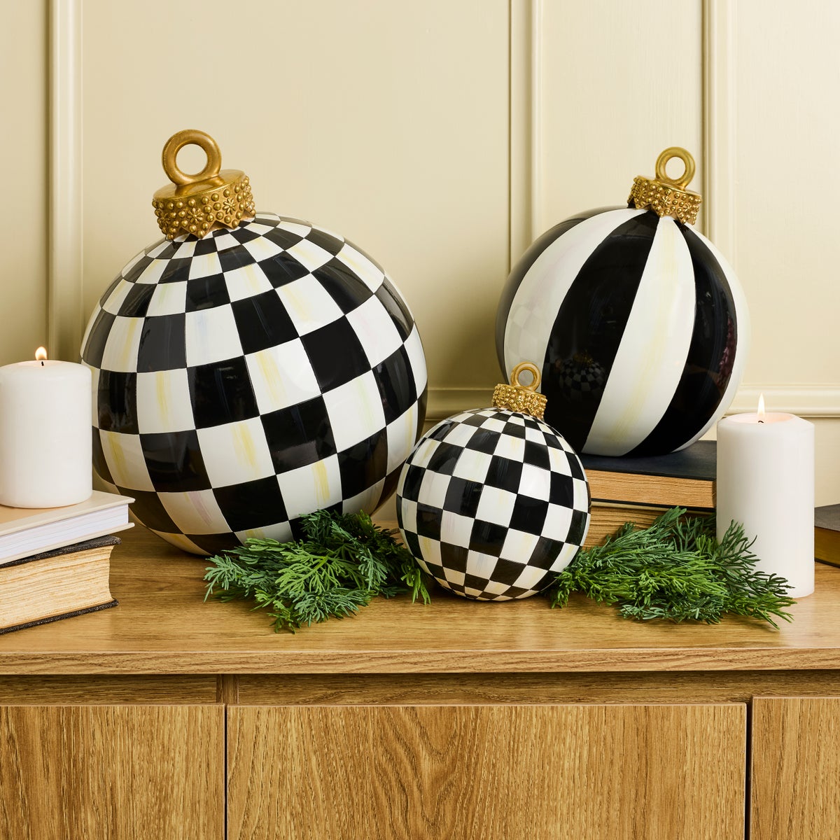 Courtly Stripe Medium Tabletop Ornament - Image 2