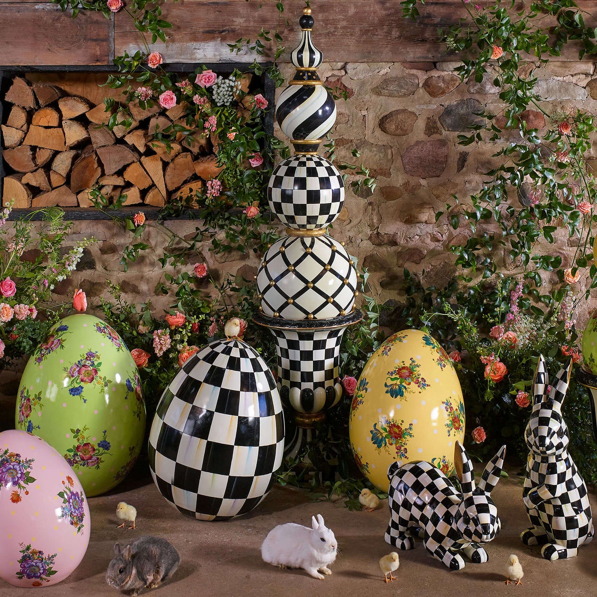 Courtly Check Trophy Topiary - Image 2