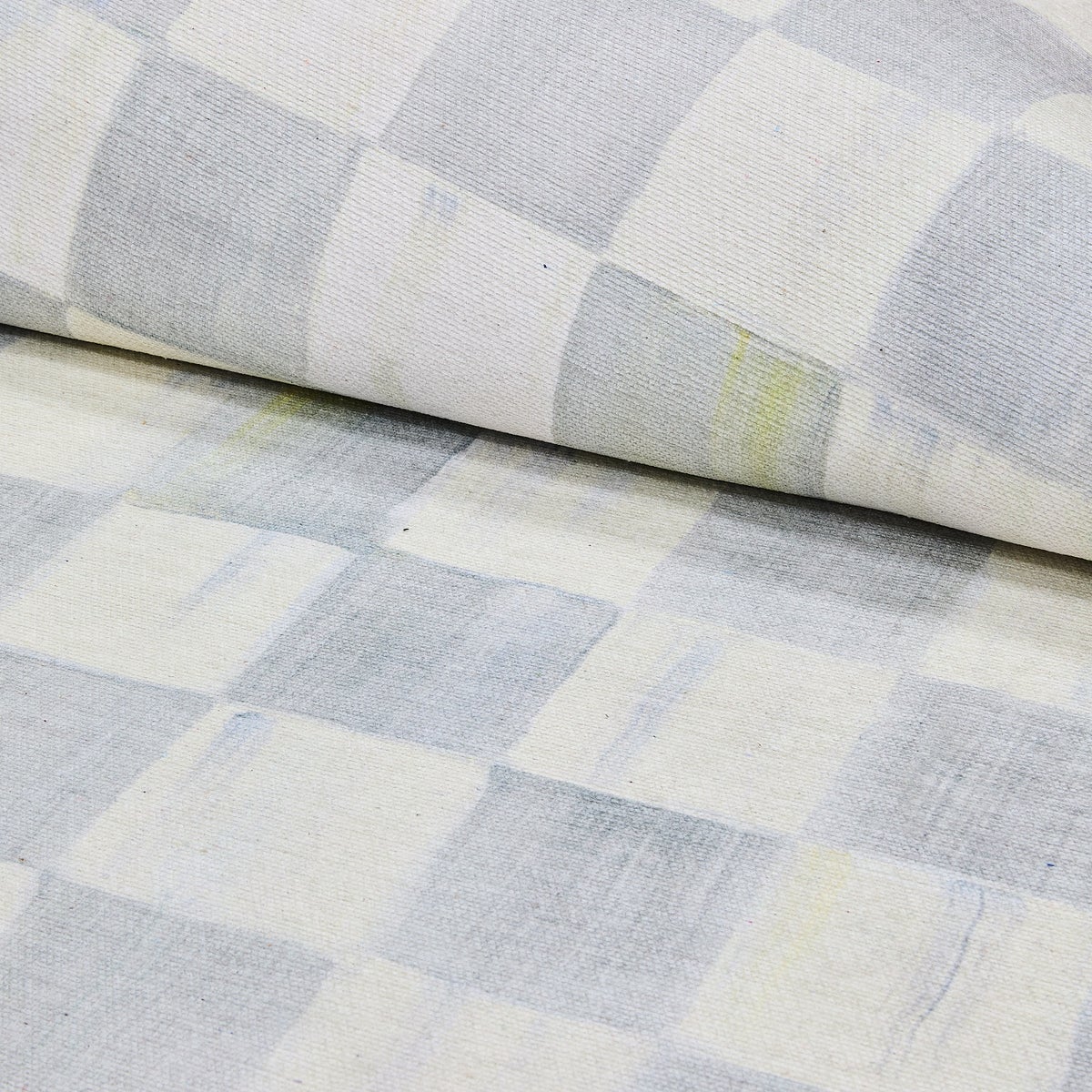 Sterling Checkered 5' x 7'6" Washable Rug - Image 2