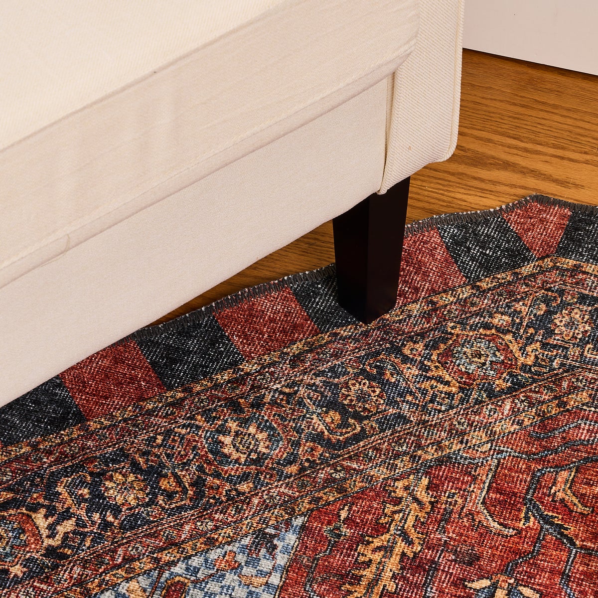 Heriz Checked Red 2'6" x 8' Washable Runner - Image 2
