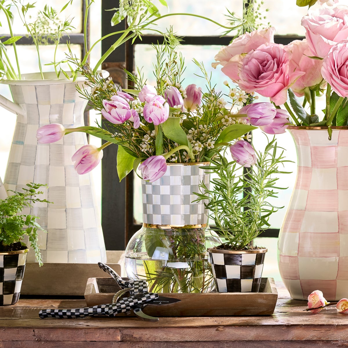 Sterling Check Glass Vase - Image 5
