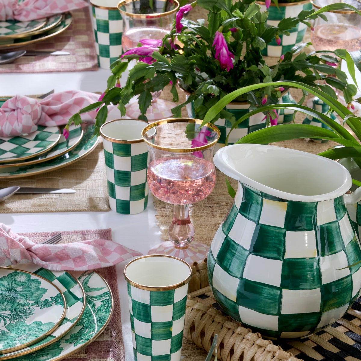 Rosy Check Wine Glass - Image 3