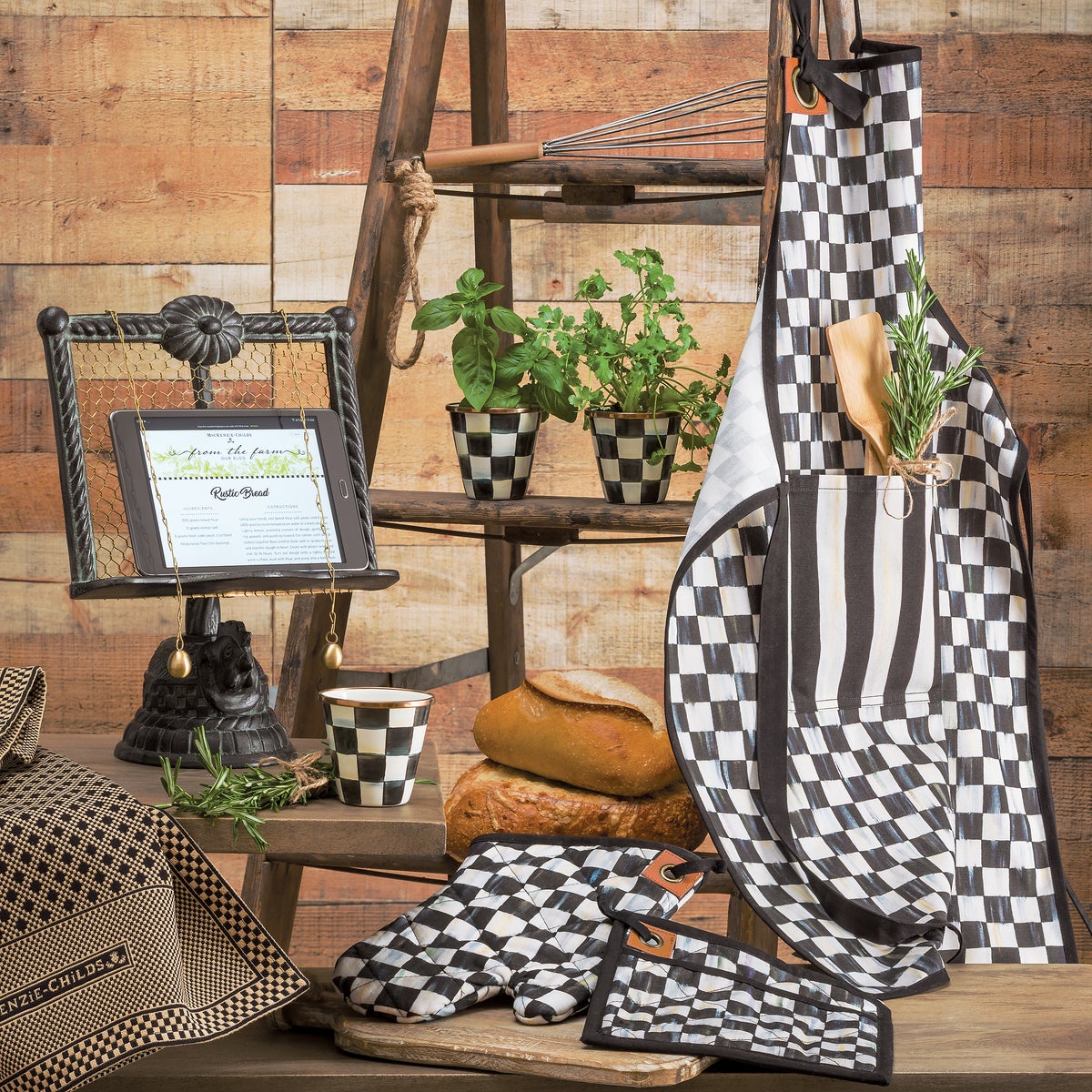 Courtly Check Bistro Oven Mitt - Image 2