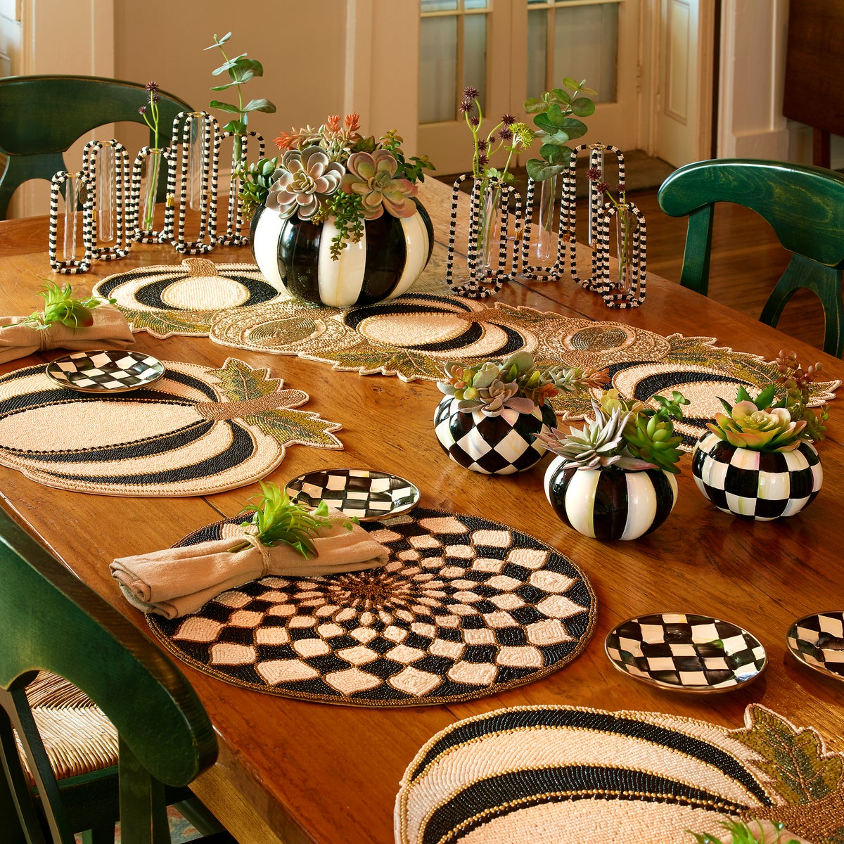 Kaleidoscope Black & Ivory Beaded Placemat - Image 2