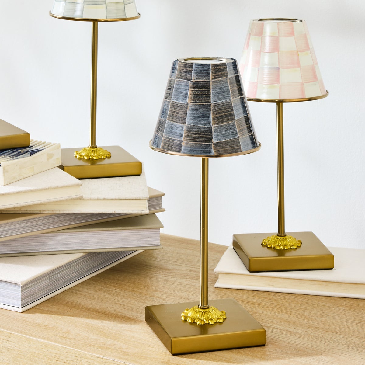 Sophisticheck LED Rechargeable Cafe Table Lamp - Image 2