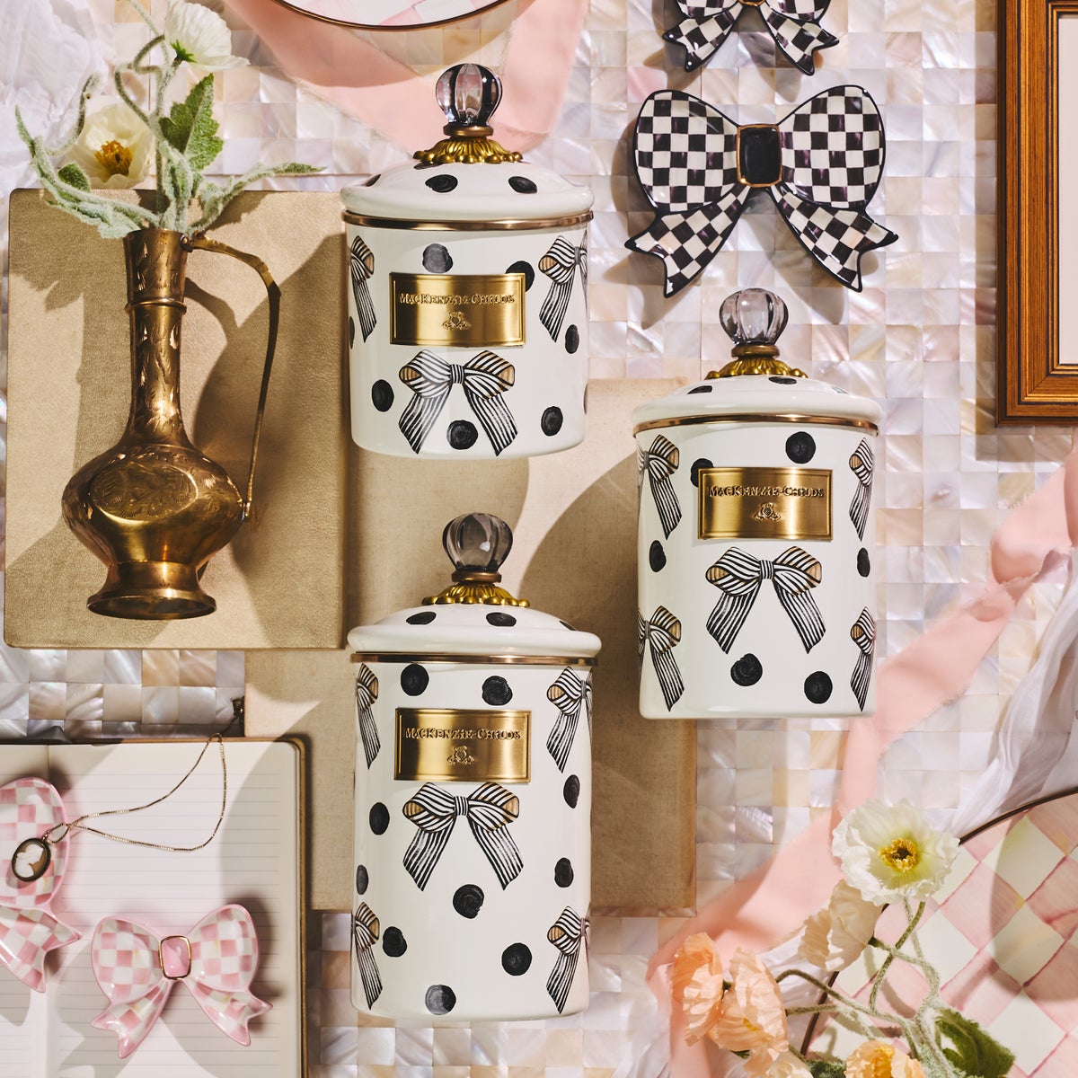 Pretty As a Bow Large Canister - Image 3