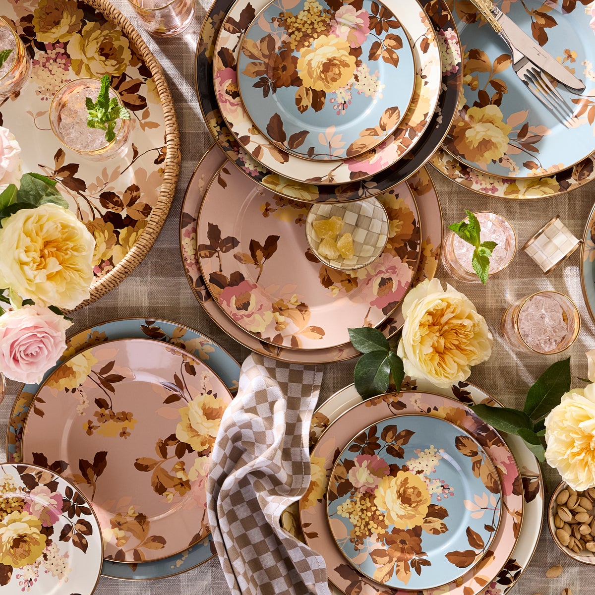 Wild Rose Mauve Dinner Plate - Image 6