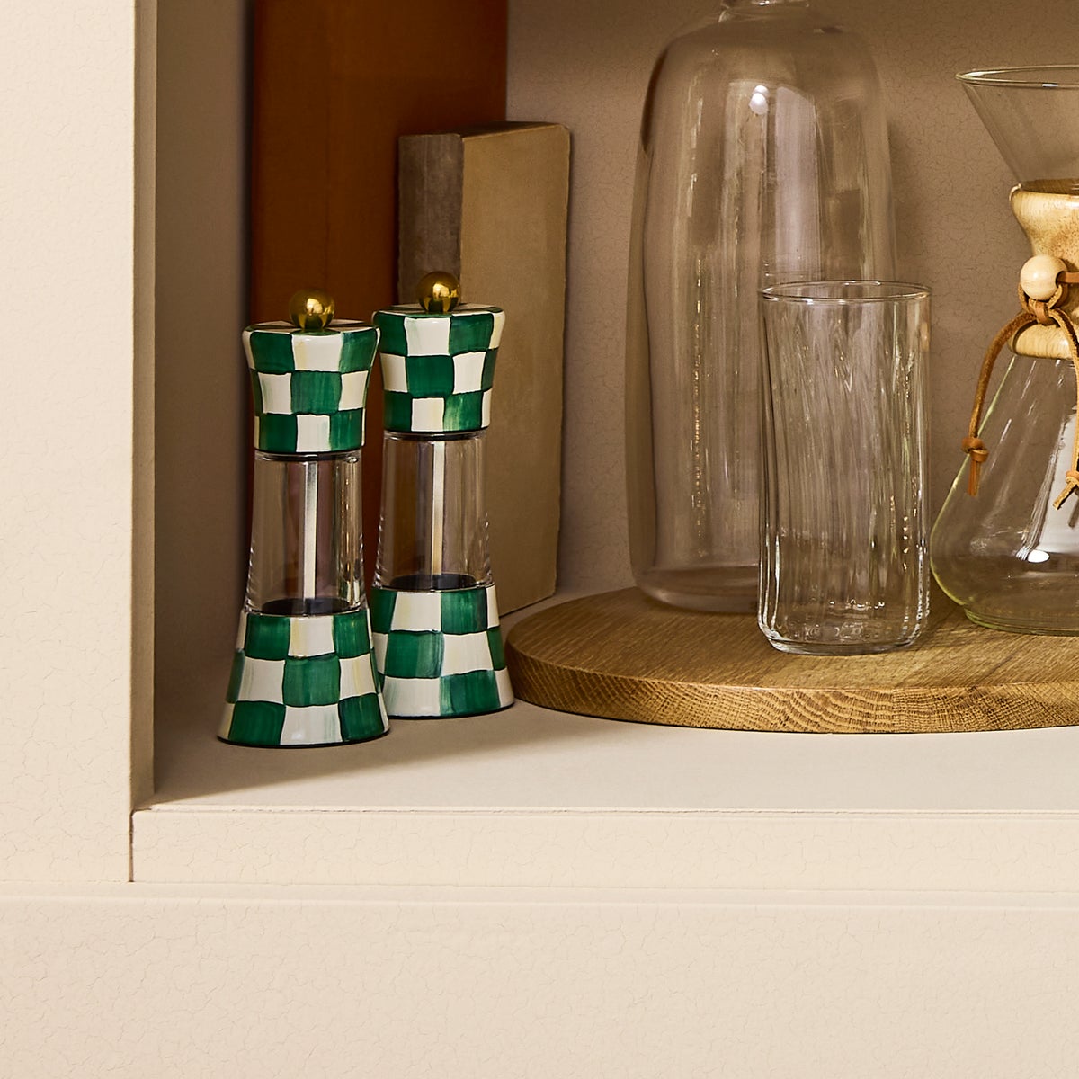 Emerald Check Grinder - Image 2