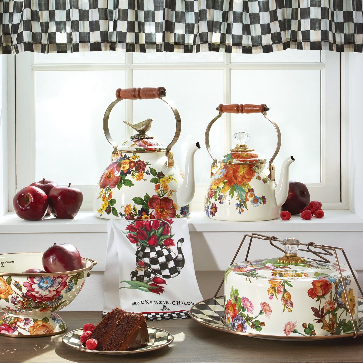 White Flower Market 3 Quart Tea Kettle with Bird - Image 6