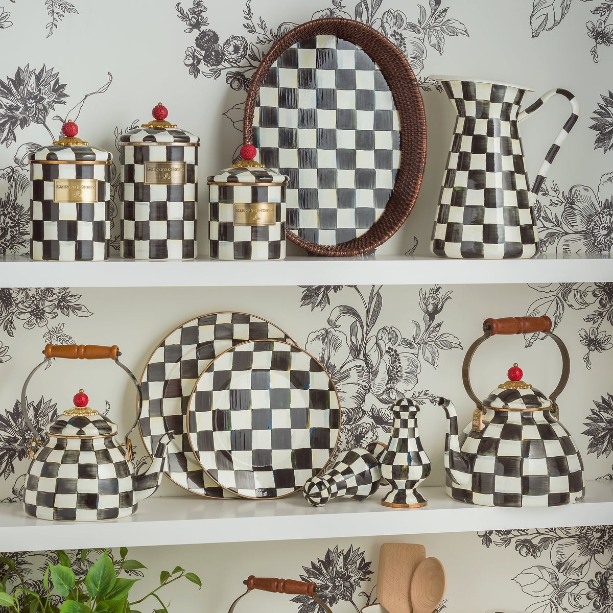 Courtly Check Large Practical Pitcher - Image 6
