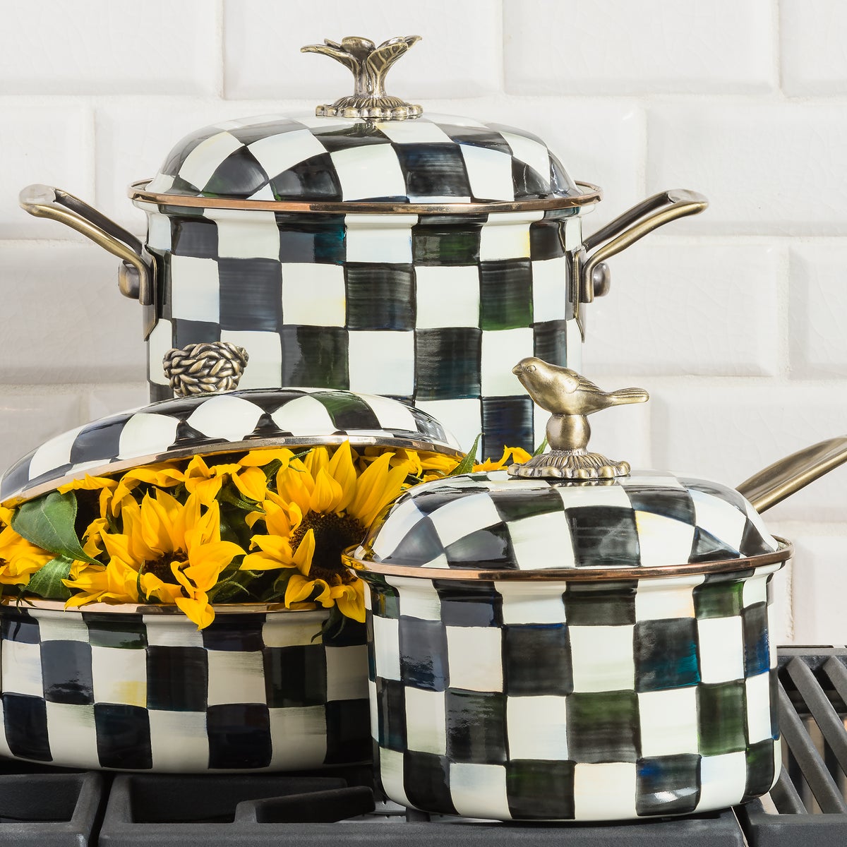 Courtly Check 2.5 Quart Saucepan - Image 8
