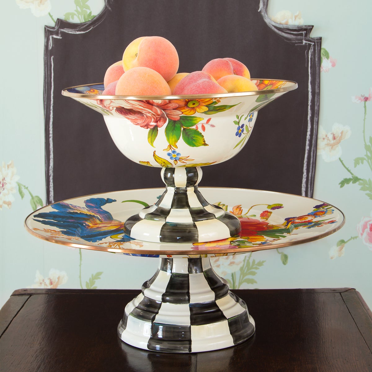White Flower Market Large Pedestal Platter - Image 3