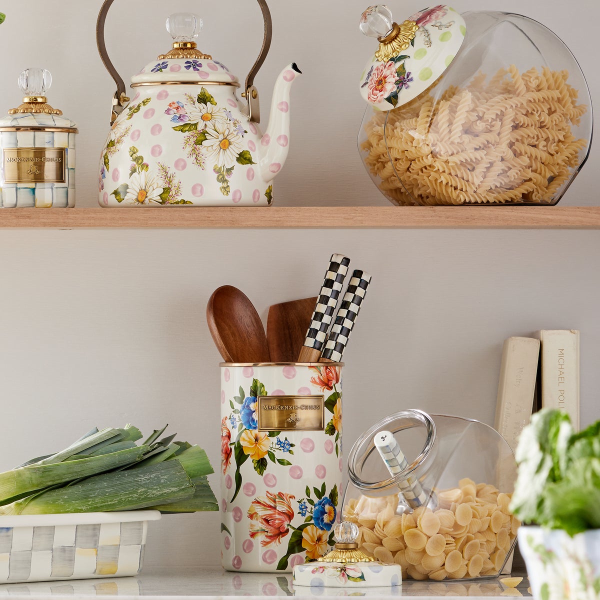 Wildflowers Pink Utensil Holder - Image 2