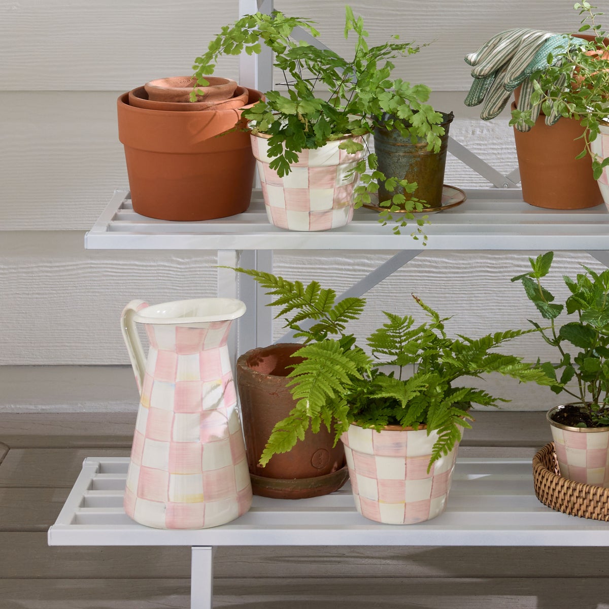 Rosy Check Small Garden Pot - Image 2